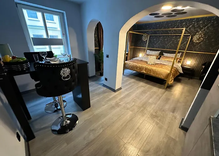 Geheimtipp Koenigsstuhl - Altstadt-Apartment Nahe Warnowufer