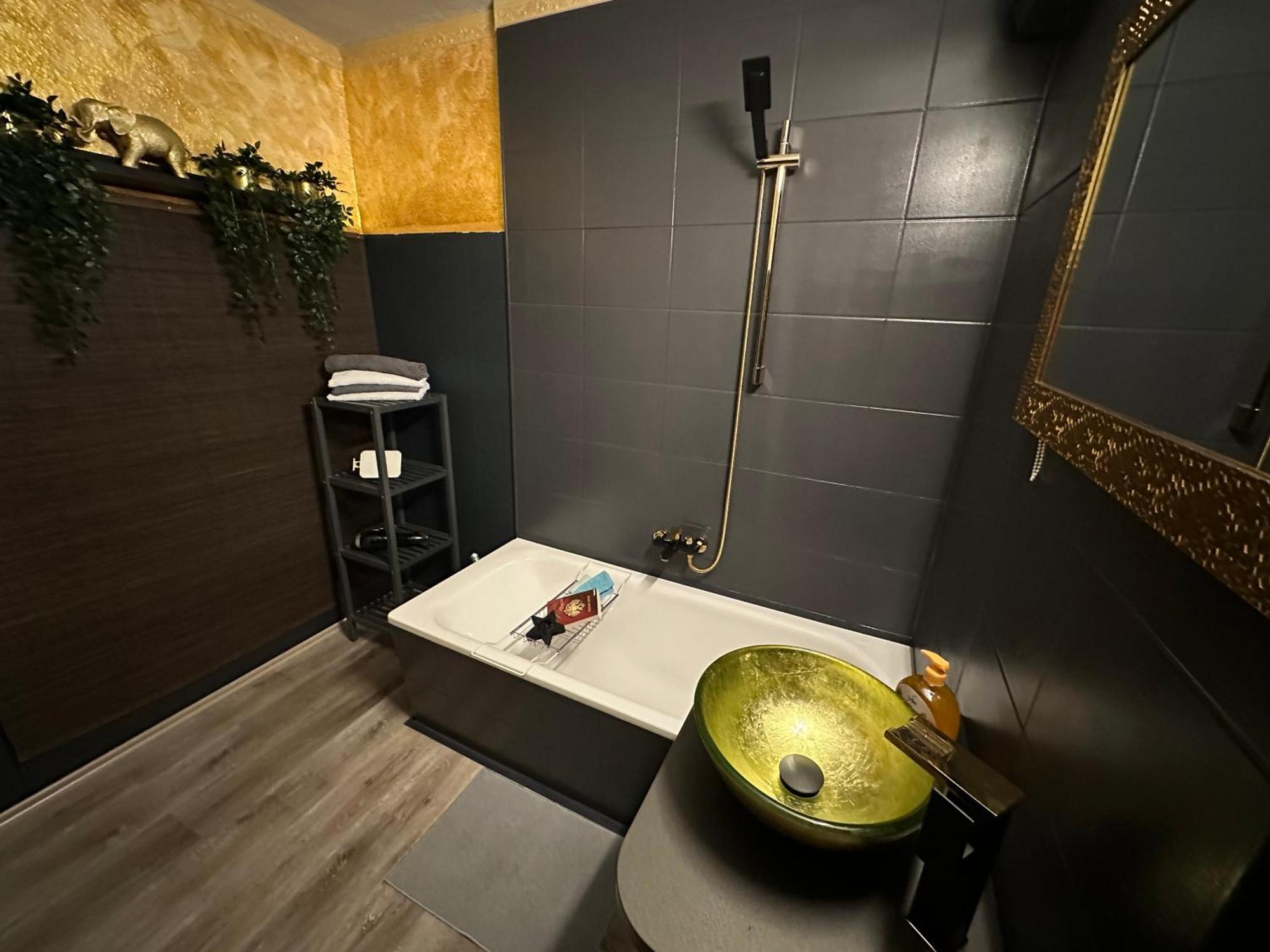 Geheimtipp Koenigsstuhl - Altstadt-apartment Nahe Warnowufer Apartment *