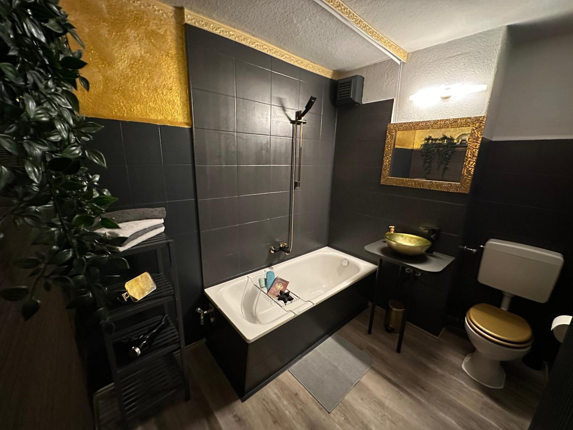 Geheimtipp Koenigsstuhl - Altstadt-apartment Nahe Warnowufer Apartment *